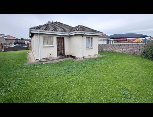 2 BEDROOM HOUSE FOR SALE IN CRYSTAL PARK